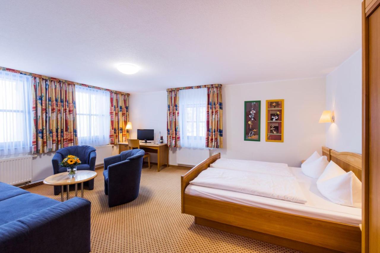 Hotel Hubertusbaude Waltersdorf  Zewnętrze zdjęcie